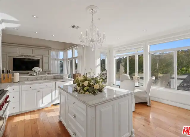 Property at 3900 Hilton Head Way, Tarzana, CA, 91356, 4 beds, 3 baths, [object Object]