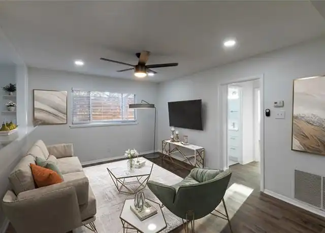 Property at 5921 Gaston Ave Unit F, Dallas, TX, 75214, 1 bed, 1 bath, [object Object]