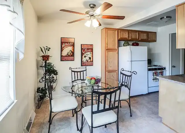 Property at Brookline Gardens - 1348 Brookline Rd, Cleveland Heights, OH, 44121, 1 bed, 1 bath, [object Object]