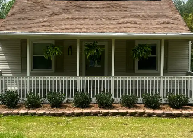 Property at 3945 Greenleaf Ave, Knoxville, TN, 37919, 3 beds, 1 bath, [object Object]