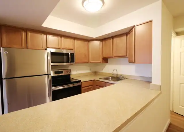 Property at 1660 21st Rd N Unit TB01, Arlington, VA, 22209, 3 beds, 2 baths, [object Object]