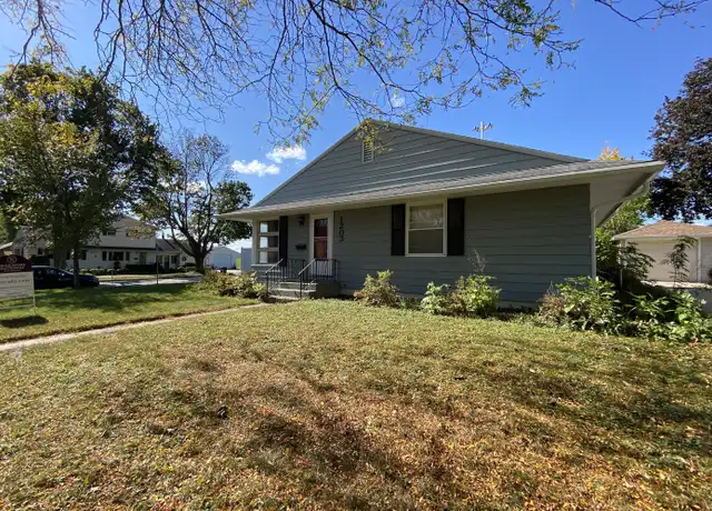 Property at 1203 13th Ave NW, Rochester, MN, 55901, 3 beds, 1 bath, [object Object]