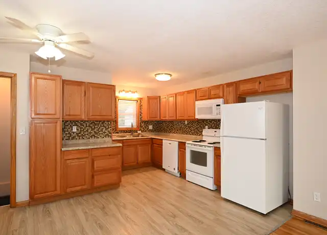 Property at 1203 13th Ave NW, Rochester, MN, 55901, 3 beds, 1 bath, [object Object]