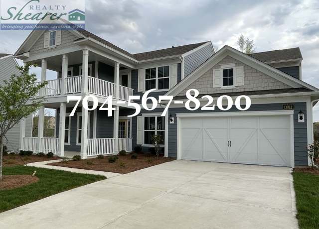 Photo of 13812 Water Terrace Dr, Huntersville, NC 28078