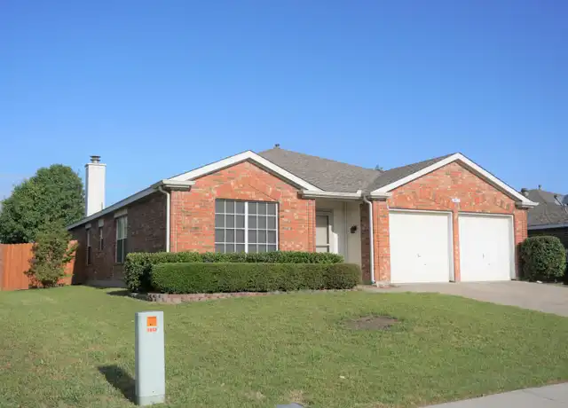 Property at 2417 Hampton Dr, Little Elm, TX, 75068, 3 beds, 2 baths, [object Object]