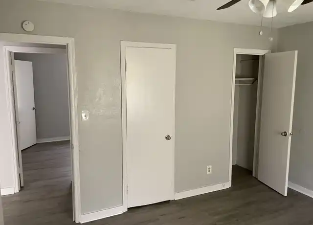 Property at 138 Del Rio St, Jackson, MS, 39206, 3 beds, 1 bath, [object Object]