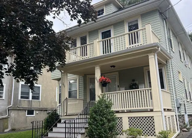 Property at 235 White St Unit 2, Belmont, MA, 02478, 3 beds, 1 bath, [object Object]