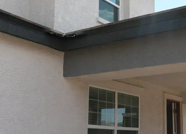 Property at 206 Vanhoy Ave Unit 206, Henderson, NV, 89011, 3 beds, 2.5 baths, [object Object]