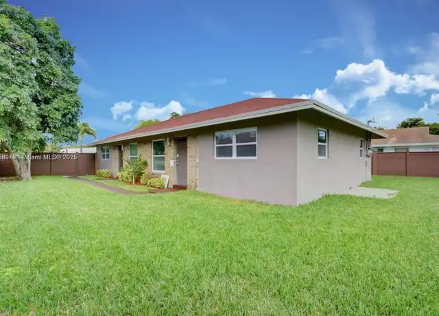 Property at 2203 NE 3rd Ave #2203, Delray Beach, FL, 33444, 2 beds, 1 bath, [object Object]