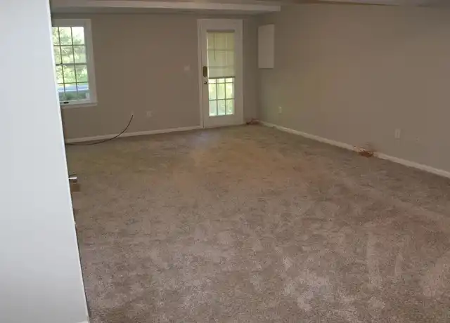 Property at 609 Holly Hill Dr #609, Rocky Hill, CT, 06067, 2 beds, 4 baths, [object Object]