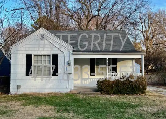 Property at 1428 S Jefferson Ave, Springfield, MO, 65807, 2 beds, 1 bath, [object Object]