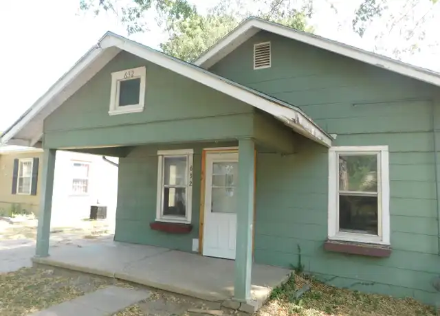 Property at 632 Frazier St, El Dorado, KS, 67042, 2 beds, 1 bath, [object Object]