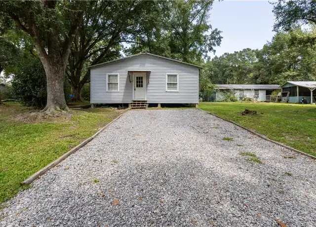 Property at 39445 Cooper Ln, Pearl River, LA, 70452, 3 beds, 1 bath, [object Object]