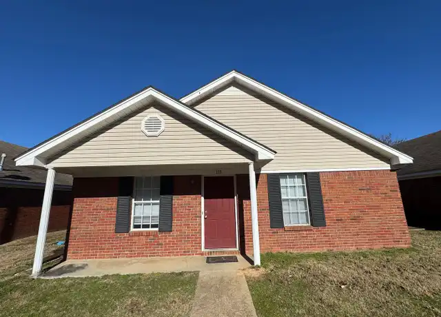 Property at 135 Cypress Cir, Oxford, MS, 38655, 3 beds, 3 baths, [object Object]
