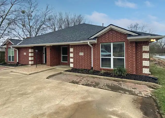 Property at 205 Cooner St, College Station, TX, 77840, 3 beds, 3 baths, [object Object]