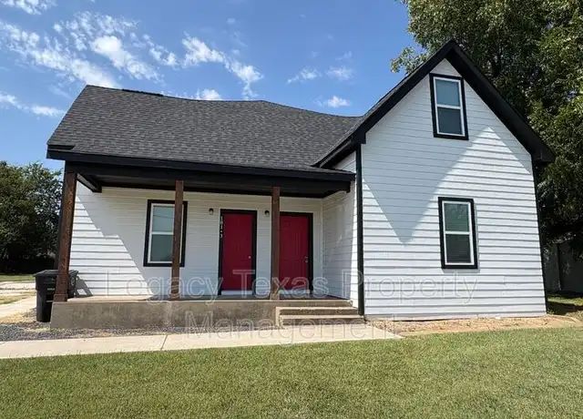 Property at 101 Lane Ave, Cleburne, TX, 76033, 2 beds, 1 bath, [object Object]