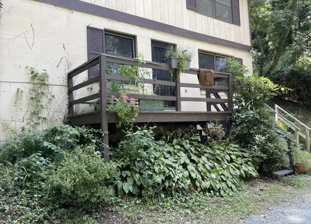 Property at 307 Paton St, Charlottesville, VA, 22903, 2 beds, 1 bath, [object Object]