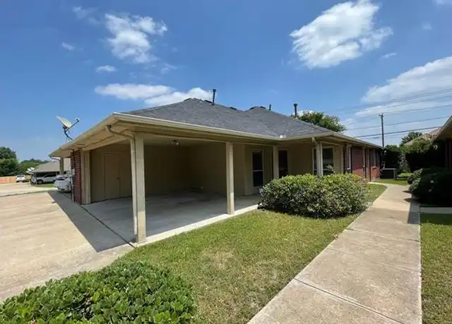 Property at 2217 Ragland Rd, Mansfield, TX, 76063, 3 beds, 2 baths, [object Object]