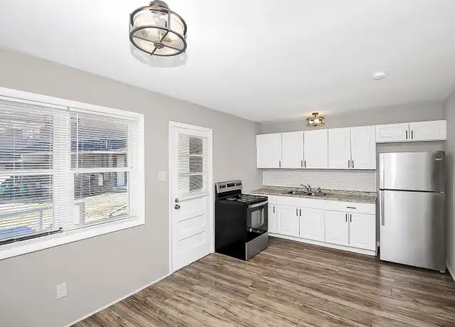 Property at 2700 Pitts Dr Unit 2704, Charlotte, NC, 28216, 2 beds, 1 bath, [object Object]