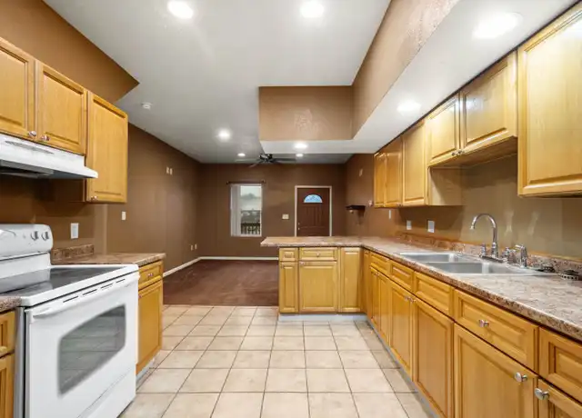 Property at 2813 Rockwood St, McKeesport, PA, 15132, 1 bed, 1 bath, [object Object]