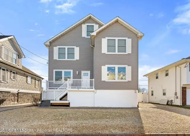 Property at 32 Niblick St, Point Pleasant Beach, NJ, 08742, 8 beds, 4 baths, [object Object]