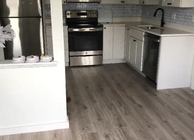 Property at 40 School St Unit 1, Lowell, MA, 01854, 2 beds, 1 bath, [object Object]
