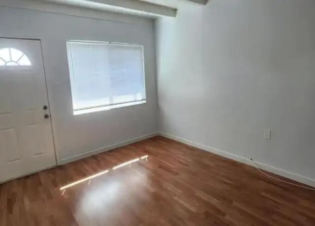 Property at 39 Estabrook St, San Leandro, CA, 94577, 1 bed, 1 bath, [object Object]