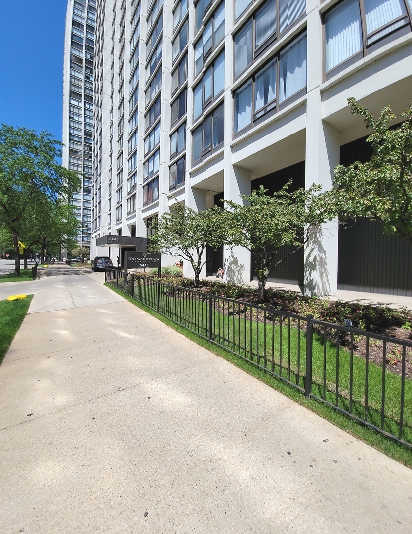 5445 N Sheridan Rd 1911, Chicago, IL 60640 Redfin
