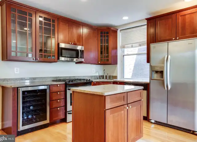 Property at 219 T St NE #202, Washington, DC, 20002, 1 bed, 1 bath, [object Object]