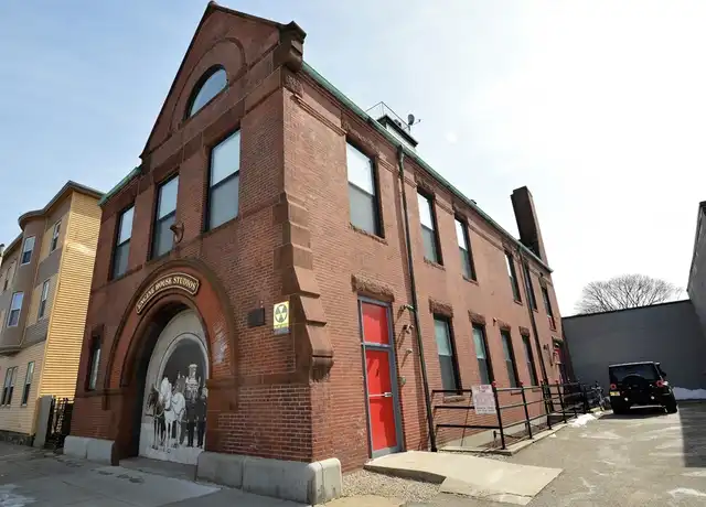 Property at 444 Western Ave Ph 5, Boston, MA, 02135, 2 beds, 1 bath, [object Object]