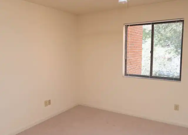 Property at 120 Turtle Creek Rd #5, Charlottesville, VA, 22901, 2 beds, 2 baths, [object Object]