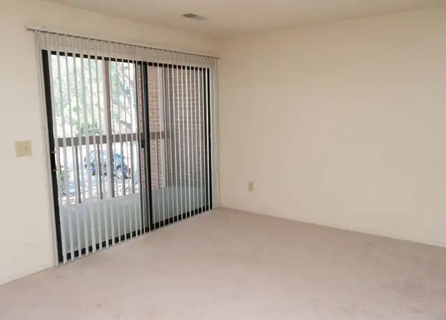 Property at 120 Turtle Creek Rd #5, Charlottesville, VA, 22901, 2 beds, 2 baths, [object Object]