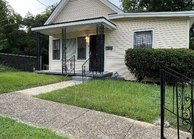 Property at 2110 Luverne St, Montgomery, AL, 36104, 3 beds, 2 baths, [object Object]