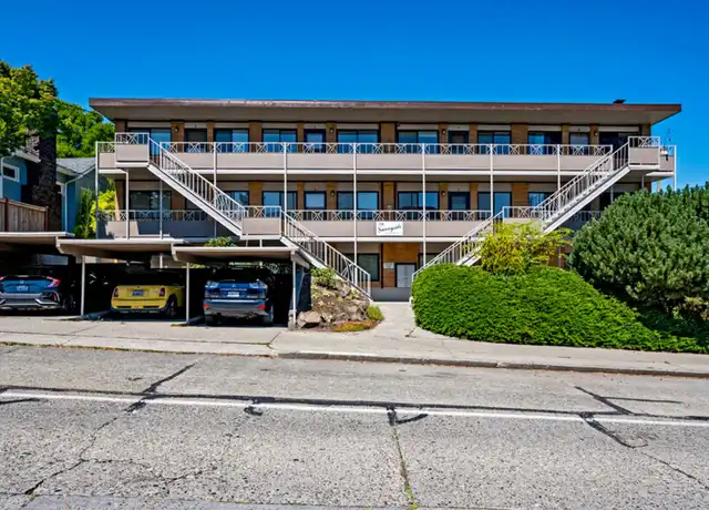 Property at 518 N 43rd St, Seattle, WA, 98103, 2 beds, 1 bath, [object Object]