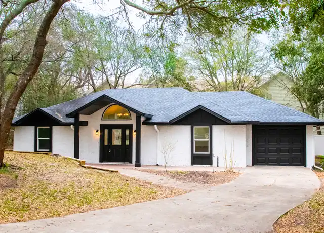 Property at 2695 Ocean Dr, Fernandina Beach, FL, 32034, 3 beds, 2 baths, [object Object]