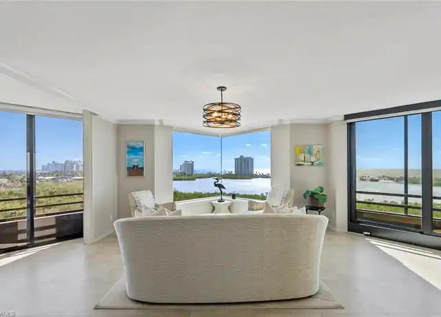 Property at 5555 Heron Point Dr #802, Naples, FL, 34108, 2 beds, 3 baths, [object Object]