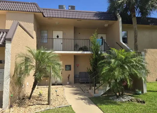 Property at 140 Lake Meryl Dr #237, West Palm Beach, FL, 33411, 1 bed, 2 baths, [object Object]