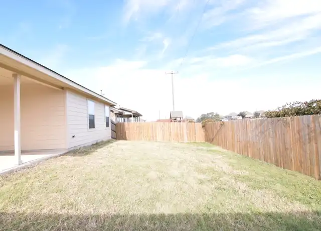 Property at 926 Hobby Rd, Copperas Cove, TX, 76522, 3 beds, 2 baths, [object Object]