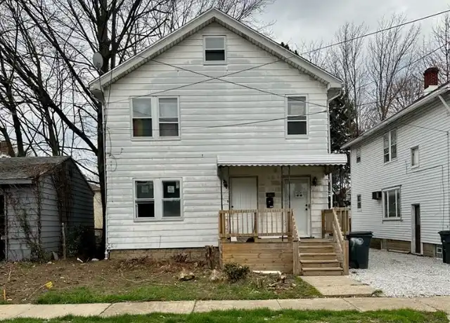 Property at 1038 Clay St Unit 1036, Akron, OH, 44301, 2 beds, 1 bath, [object Object]