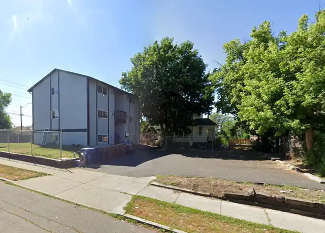 Property at 1521 N Maple St Unit 3, Spokane, WA, 99201, 1 bed, 1 bath, [object Object]