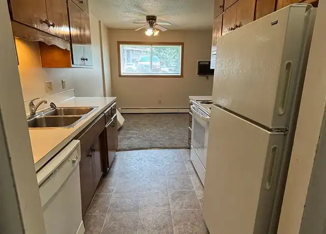 Property at 515 30th Ave N Unit 7, Fargo, ND, 58102, 2 beds, 1 bath, [object Object]