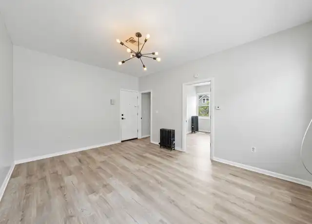 Property at 210 W Price St Unit 2L, Linden, NJ, 07036, 3 beds, 1 bath, [object Object]
