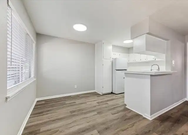 Property at 101 Avondale St Unit 08, Houston, TX, 77006, 1 bed, 1 bath, [object Object]