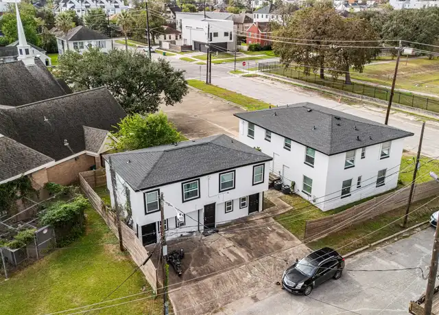 Property at 2002 Barbee St Unit 5, Houston, TX, 77004, 1 bed, 1 bath, [object Object]