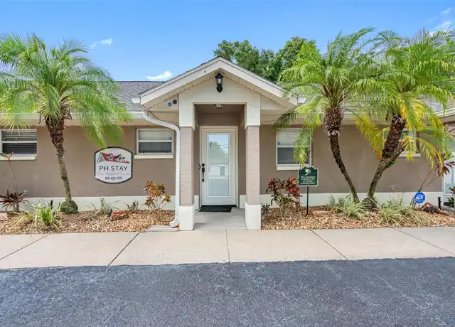 Property at 2703 W Tampa Bay Blvd Unit C, Tampa, FL, 33607, 2 beds, 1 bath, [object Object]