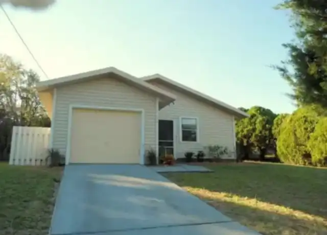 Property at 415 W Circlewood St, Inverness, FL, 34452, 3 beds, 2 baths, [object Object]