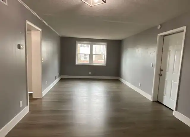 Property at 1433 Stratford Rd Unit 3, Kingsport, TN, 37664, 2 beds, 1 bath, [object Object]