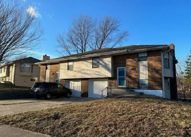 Property at 705 SE Melody Ln Unit 1004B, Lee's Summit, MO, 64063, 3 beds, 1.5 baths, [object Object]