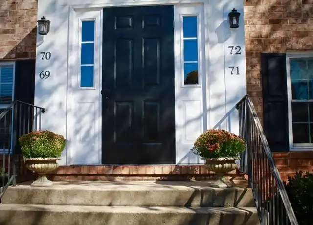 Property at 925 Cleveland St, Greenville, SC, 29601, 2 beds, 2 baths, [object Object]