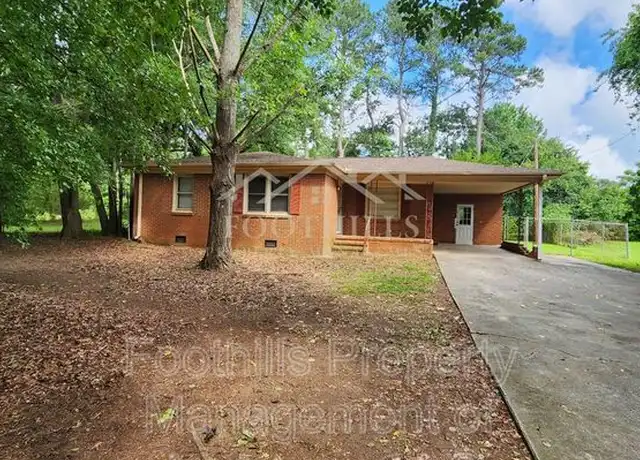 Property at 643 Woodmont Cir, Anderson, SC, 29624, 3 beds, 1 bath, [object Object]